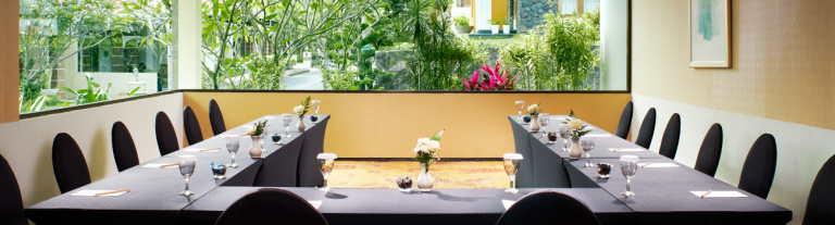 Hotel dengan ruang meeting