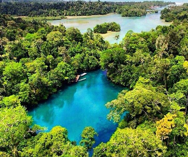 Wisata alam di Kalimantan